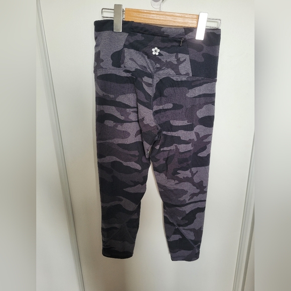 Tuff Athletics gray High wasted leggings size small - Picture 5 of 8